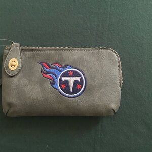 Tennessee Titans Wristlet/Crossbody